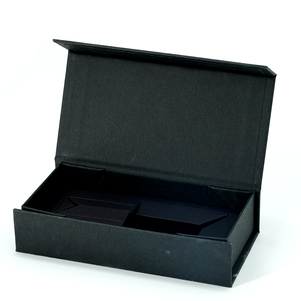 黑色磁吸礼盒